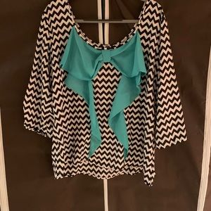 EUC Chevron Print Blouse with Bow on Back